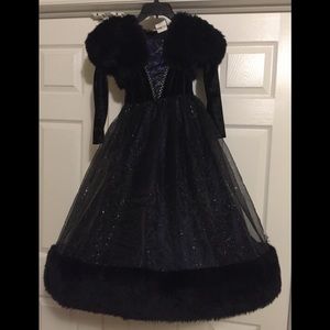 Stunning dark princess Halloween costume